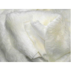 Paprastas linksmas dirbtinio kailio audinys Ecru (ne tiesus baltas) - Baltas, 1 m - 150 cm x 100 cm