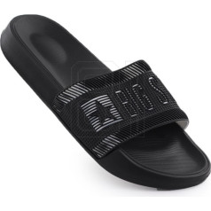 RR174A053 M INT2141A / 43 flip-flops